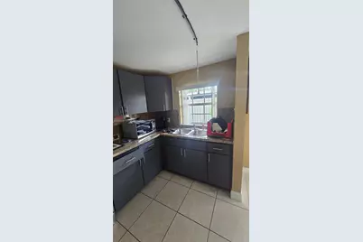 1161 NE 111th St #1, Miami, FL 33161 - Photo 7