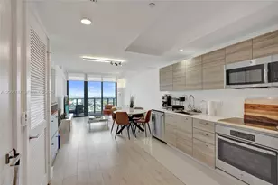 121 NE 34th St, Miami, FL 33137 - Photo 43