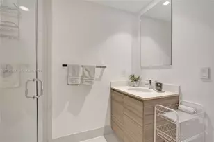 121 NE 34th St, Miami, FL 33137 - Photo 27