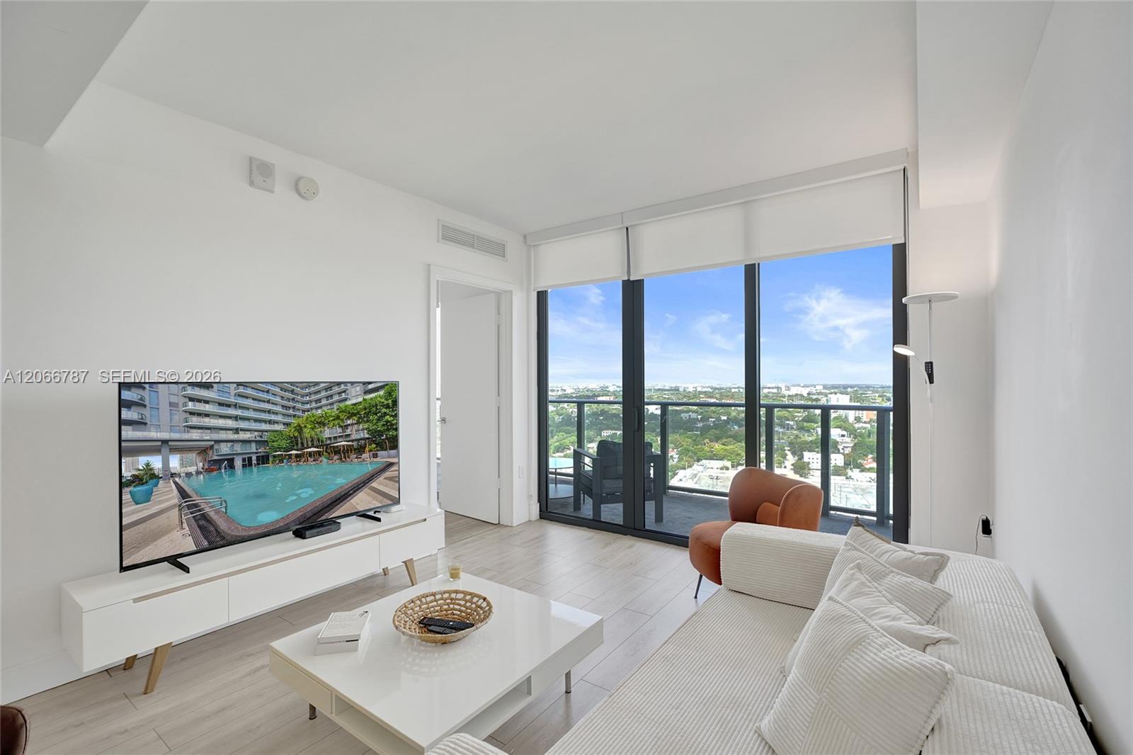 121 NE 34th St #2310 - 121 NE 34th St #2310, Miami, FL 33137 Luxury Property | Jose Angel Pina