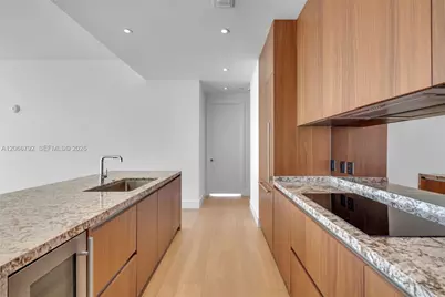175 SE 25 Rd #3003, Miami, FL 33129 - Photo 25