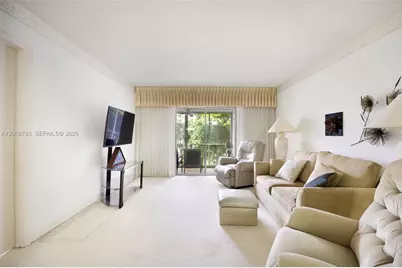 750 SE 6th Ave #322, Deerfield Beach, FL 33441 - Photo 3