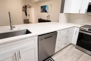 6960 SW 39th St, Davie, FL 33314 - Photo 13