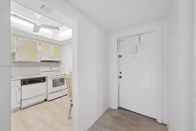 1200 Hillcrest Ct #315, Hollywood, FL 33021 - Photo 5