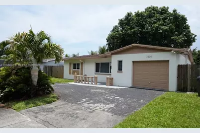 7304 McKinley St, Hollywood, FL 33024 - Photo 1