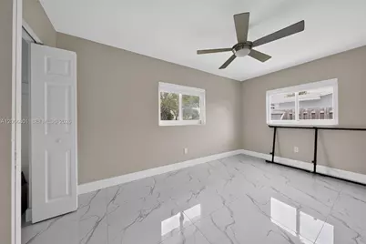 7304 McKinley St, Hollywood, FL 33024 - Photo 11