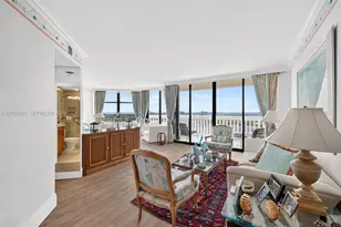 1000 Island Blvd, Aventura, FL 33160 - Photo 3