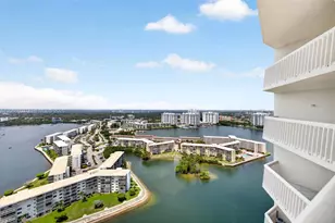 1000 Island Blvd, Aventura, FL 33160 - Photo 13