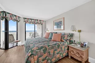 1000 Island Blvd, Aventura, FL 33160 - Photo 35