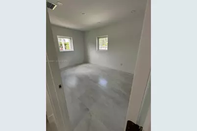 771 NW 15th St, Homestead, FL 33030 - Photo 9