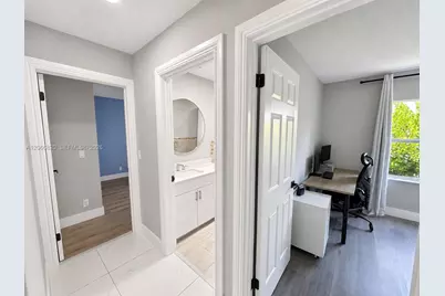 12484 SW 1st St, Coral Springs, FL 33071 - Photo 31