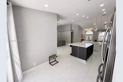 12484 SW 1st St, Coral Springs, FL 33071 - Photo 15