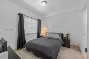 1300 Pennsylvania Ave, Miami Beach, FL 33139 - Photo 9