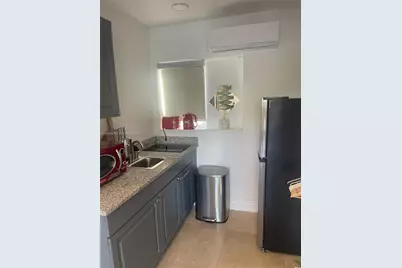 338 Roosevelt St #1002, Hollywood, FL 33019 - Photo 5