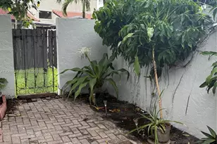17919 NW 66th Ct, Hialeah, FL 33015 - Photo 29