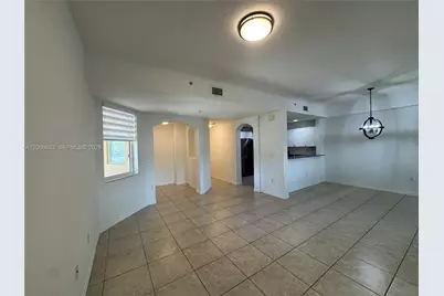 10885 NW 89th Ter #113, Doral, FL 33178 - Photo 11
