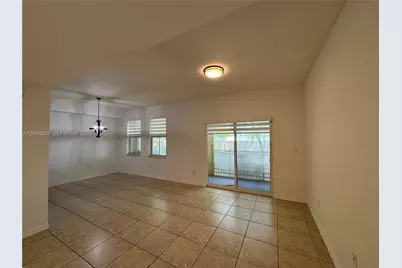 10885 NW 89th Ter #113, Doral, FL 33178 - Photo 5