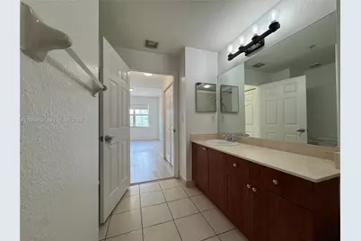 10885 NW 89th Ter #113, Doral, FL 33178 - Photo 31
