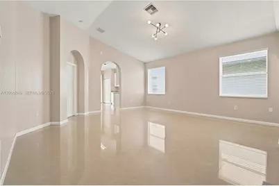 3710 NE 22nd Pl #3710, Homestead, FL 33033 - Photo 3