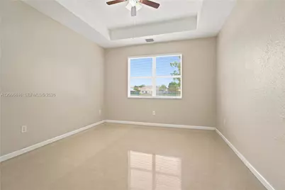 3710 NE 22nd Pl #3710, Homestead, FL 33033 - Photo 9