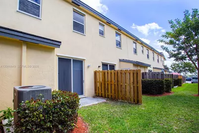 132 SE 28th Pl, Homestead, FL 33033 - Photo 29