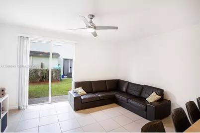 132 SE 28th Pl, Homestead, FL 33033 - Photo 7