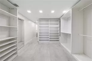 488 NE 18th St, Miami, FL 33132 - Photo 7