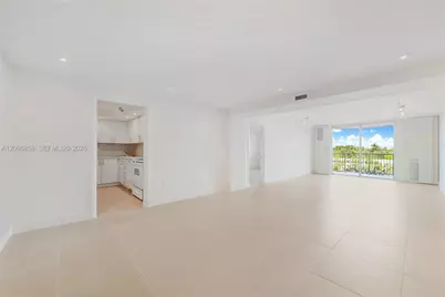 210 Sea View Dr #409, Key Biscayne, FL 33149 - Photo 3