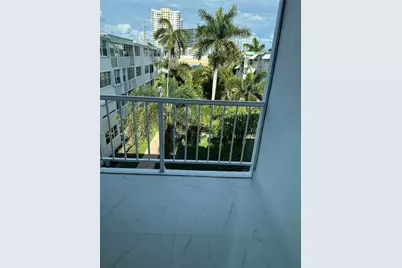 1333 E Hallandale Beach Blvd #423, Hallandale Beach, FL 33009 - Photo 19