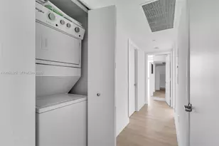 495 Brickell Ave, Miami, FL 33131 - Photo 13