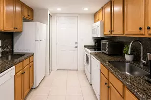 290 Sunrise Dr, Key Biscayne, FL 33149 - Photo 3