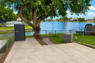 1720 W 75th St, Hialeah, FL 33014 - Photo 11