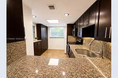 1720 W 75th St, Hialeah, FL 33014 - Photo 5