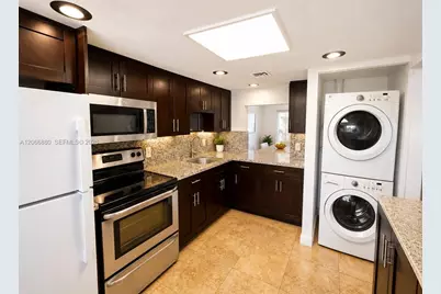 1720 W 75th St, Hialeah, FL 33014 - Photo 5