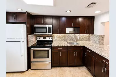 1720 W 75th St, Hialeah, FL 33014 - Photo 3