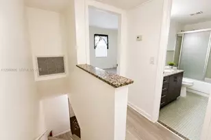 1720 W 75th St, Hialeah, FL 33014 - Photo 15