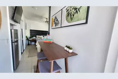 338 Roosevelt St #1004, Hollywood, FL 33019 - Photo 3