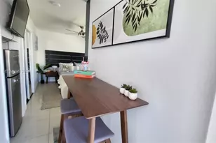 338 Roosevelt St, Hollywood, FL 33019 - Photo 3