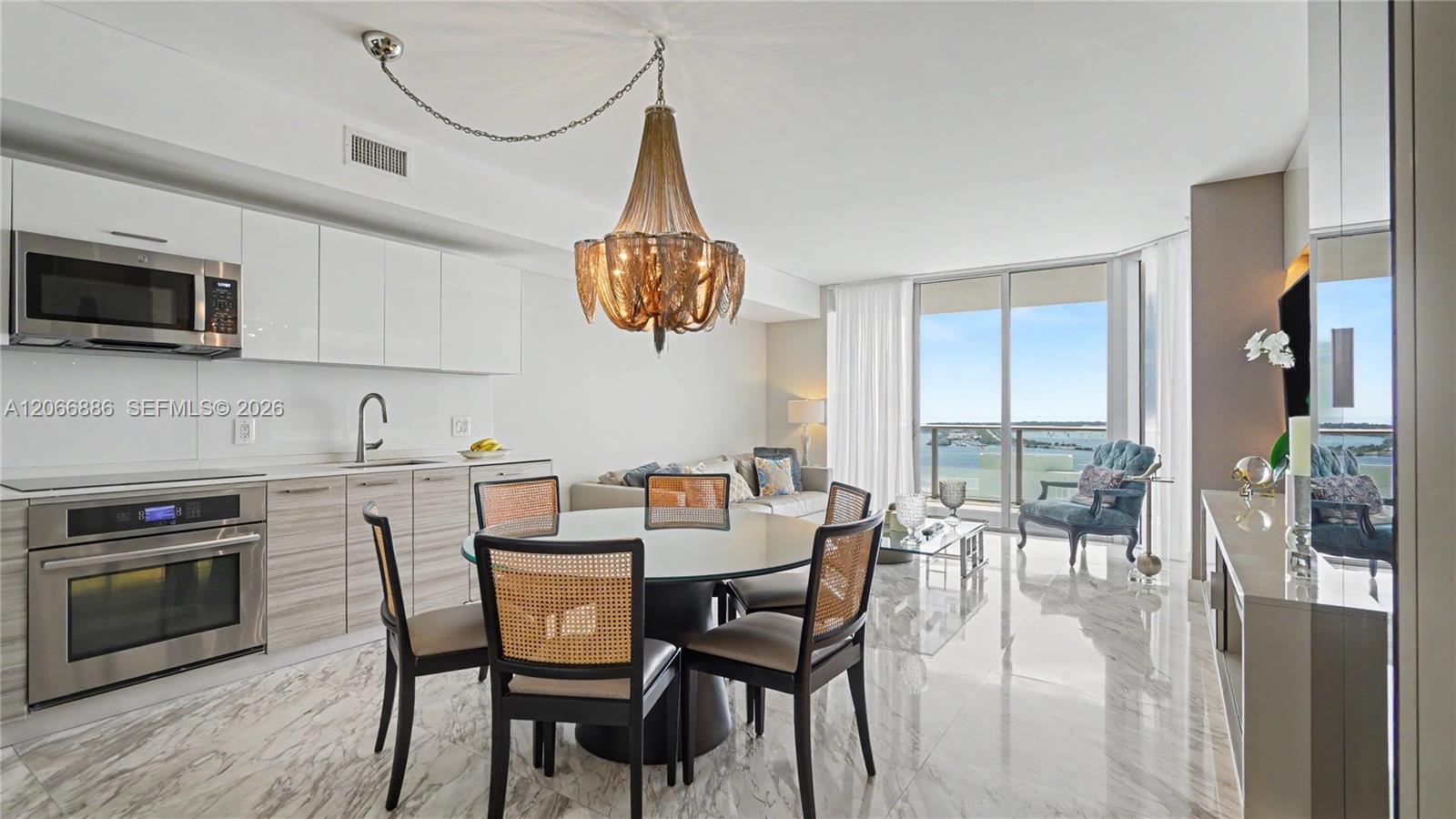 1300 Brickell Bay Dr #3102 - 1300 Brickell Bay Dr #3102, Miami, FL 33131 Luxury Property | Jose Angel Pina