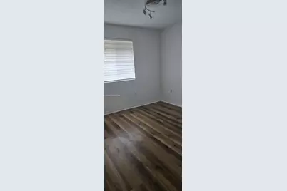 17370 NW 69th Ct #305, Hialeah, FL 33015 - Photo 11