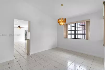 12480 SW 9th St, Miami, FL 33184 - Photo 7
