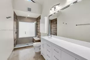 7820 SW 89th Ln, Miami, FL 33156 - Photo 3