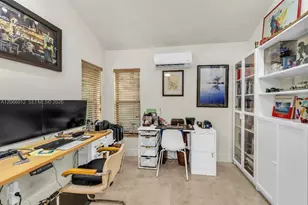 7820 SW 89th Ln, Miami, FL 33156 - Photo 5