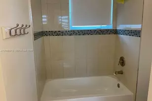 9010 SW 25th St, Miami, FL 33165 - Photo 13