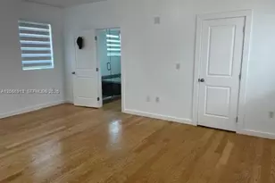 9010 SW 25th St, Miami, FL 33165 - Photo 7