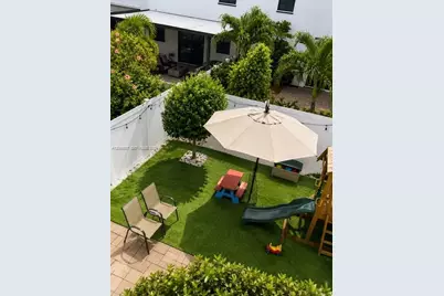 3428 W 106th St #3428, Hialeah, FL 33018 - Photo 5