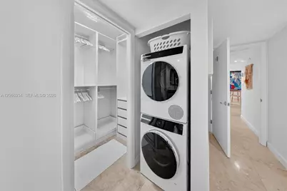 2301 Collins Ave #908, Miami Beach, FL 33139 - Photo 7