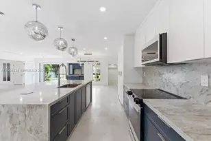 291 E Shore Dr E, Miami, FL 33133 - Photo 1