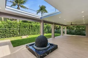 291 E Shore Dr E, Miami, FL 33133 - Photo 9