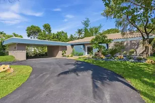 291 E Shore Dr E, Miami, FL 33133 - Photo 3